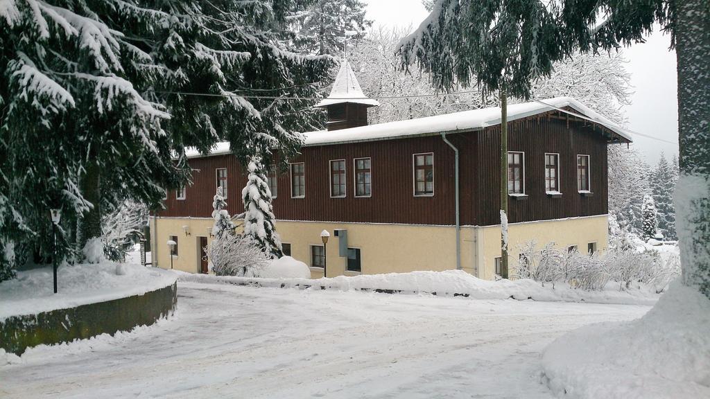 Waldhotel Zoebischhaus 바트라이볼드스그룬 외부 사진