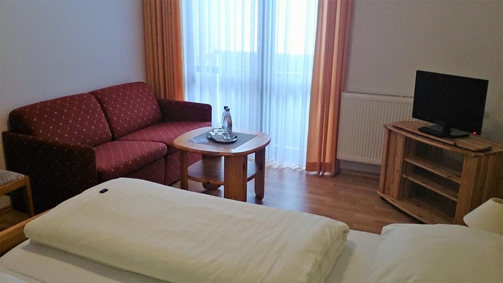 Waldhotel Zoebischhaus 바트라이볼드스그룬 외부 사진